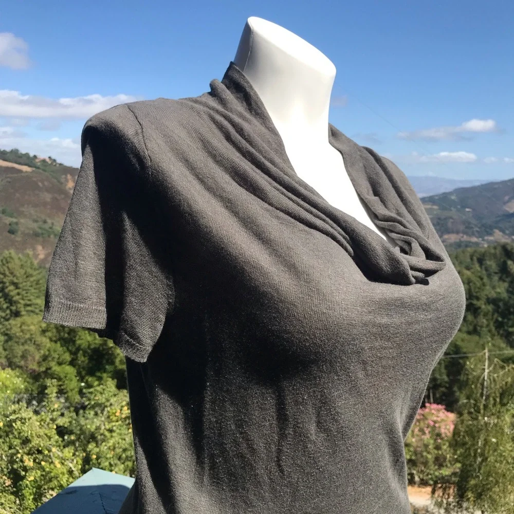 Karen Kane Sweater Tunic. Size L